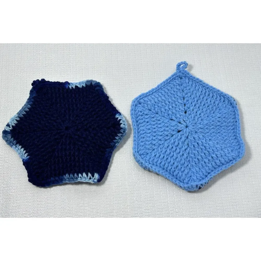 Hand Crocheted Double Thick Hot Pad Pot Holder Pair blue shades‎ VTG Granny Core
